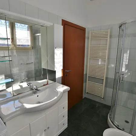 Lulu Apartment *